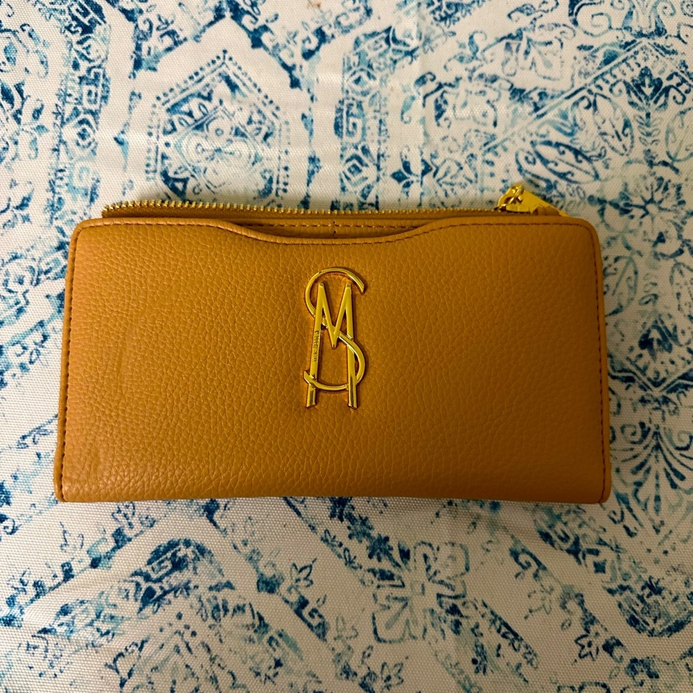 Steve Madden wallet